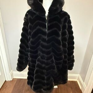 Grooved Faux Fur Hooded Jacket